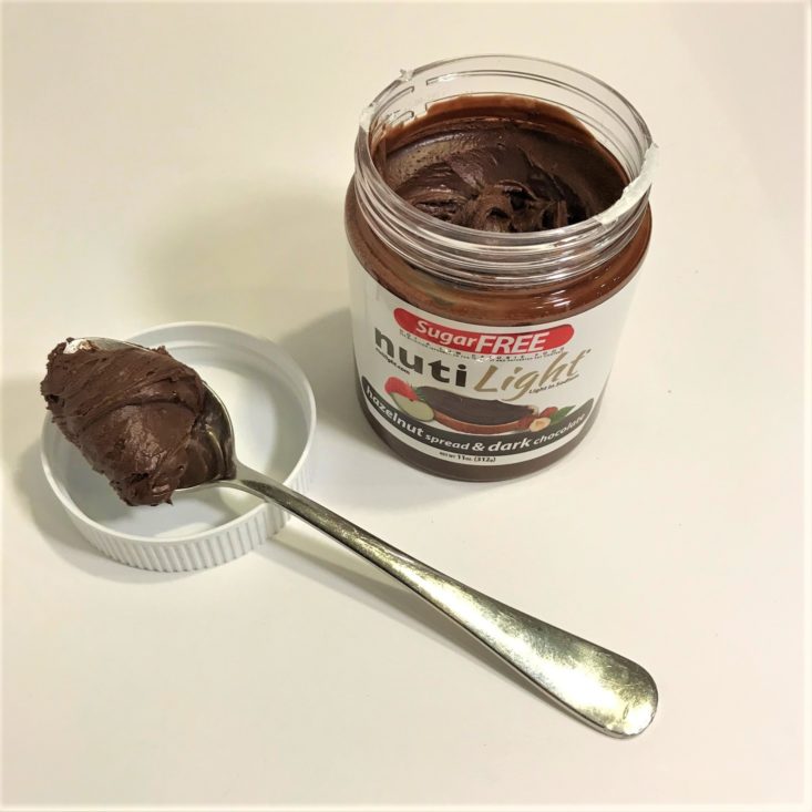Onnit Keto Box December 2018 - Nutilight Hazelnut Spread & Dark Chocolate Uncapped Top