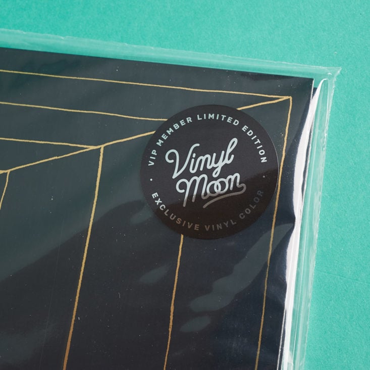 Vinyl Moon 039 December 2018 - Tip-On Jacket With Foiling Icon Closer