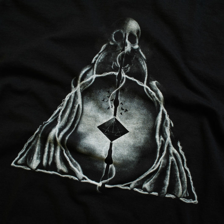 Wizarding World Crate November 2018 - Deathly Hallows T-Shirt Logo Closer Top