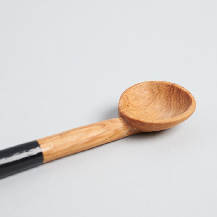 GlobeIn wooden spoon detail