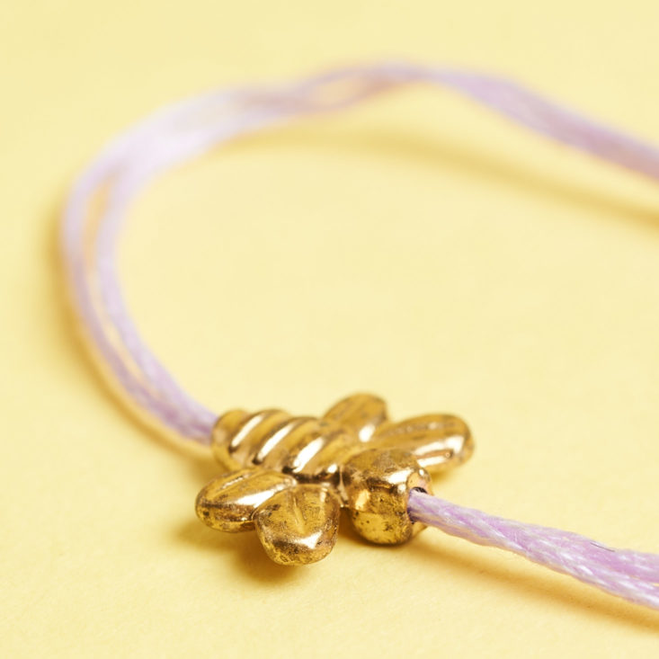 Love Goodly bee bracelet detail