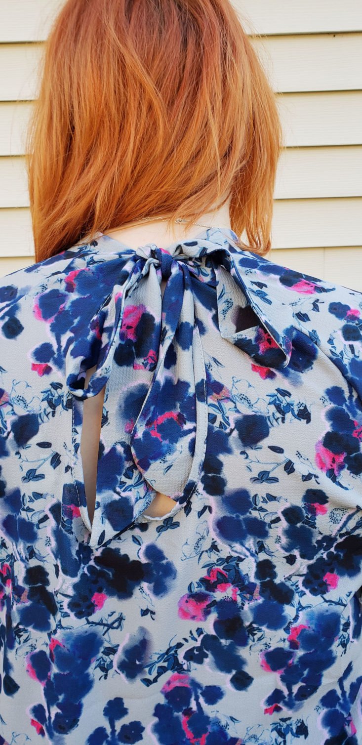 Trunk Club Plus Size Subscription Box Review November 2018 - Top in Abstract Floral Print by Lost Ink 5 Back
