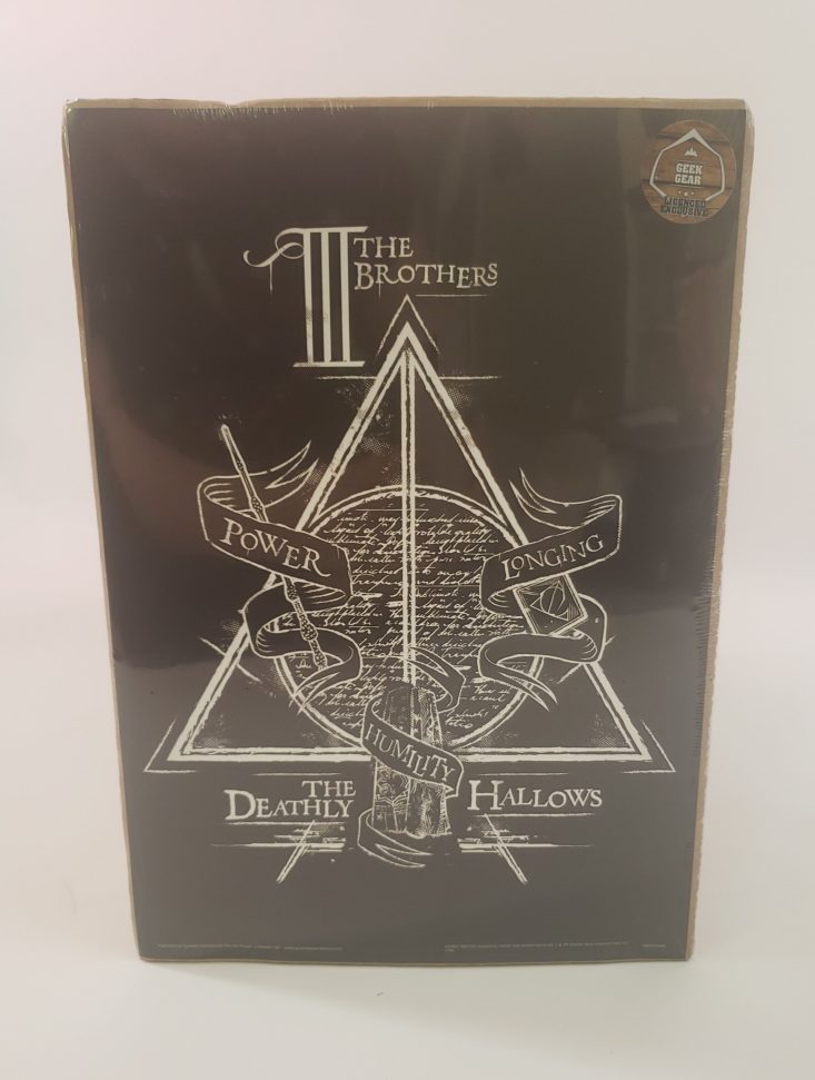 Geek Gear World of Wizardry Review January 2019 – Deathly Hallows Print 1