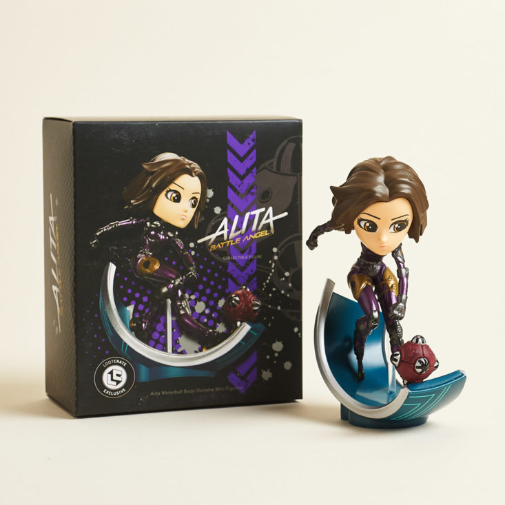 Loot Anime Dangerous January 2019 statuette with box