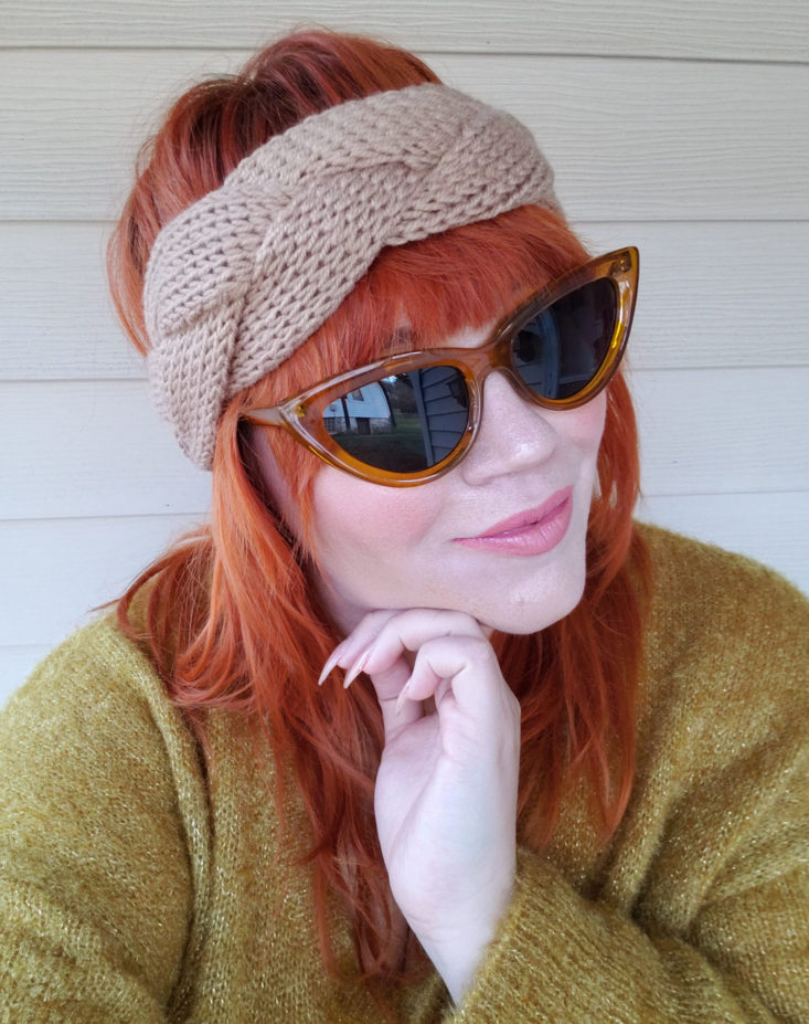Pinup In A Pack Subscription Box Review November 2018 - Cable Knit Head Band Pose 1 Front