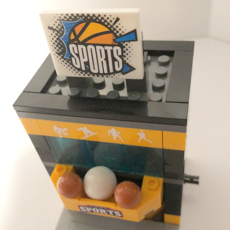 16 Brick Loot March 2019 - Mini City Sports Shop