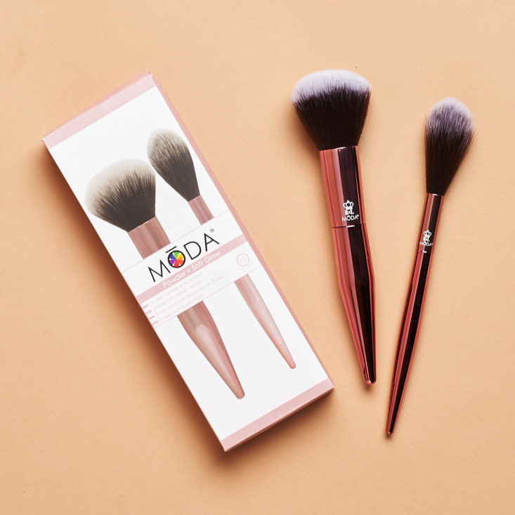 Boxy Luxe March 2019 moda brush pair with box