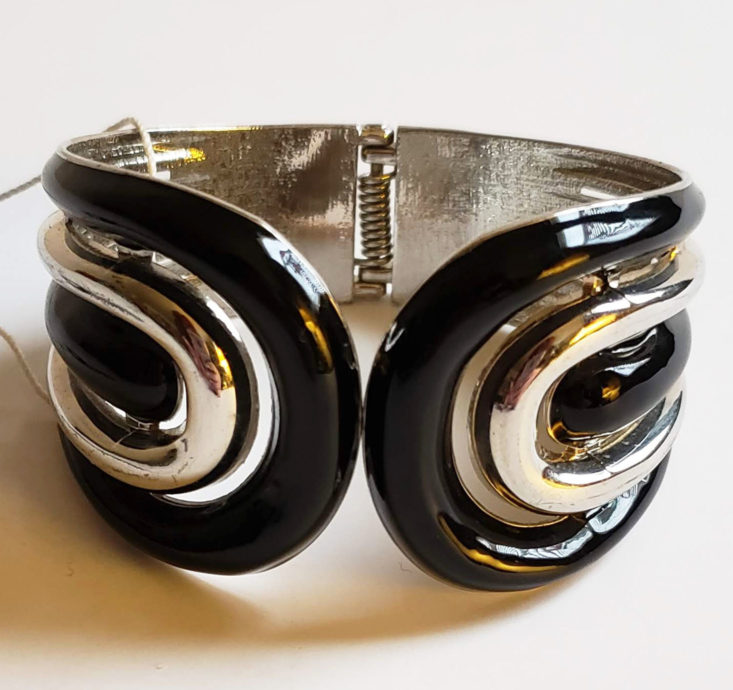 Crazy Hot Clothes Vintage Accessory January 2019 - Silver And Black Enamel Hing Bracelet 2