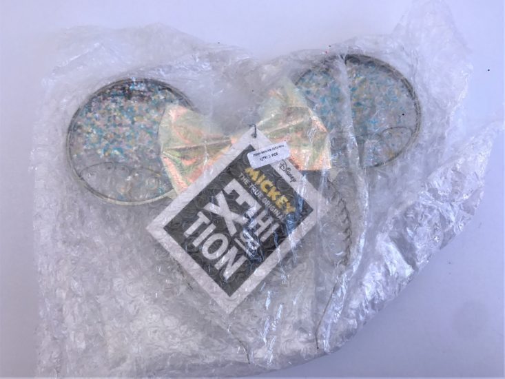 The Mouse Merch Box March 2019 - Mickey Exhibition Sparkle Ears Package Front