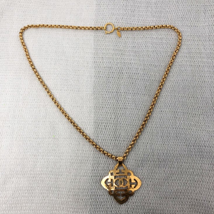 15 Switch Designer Jewelry Rental Subscription Review April 2019 - Chanel Vintage CC Cut Out Anchor Necklace