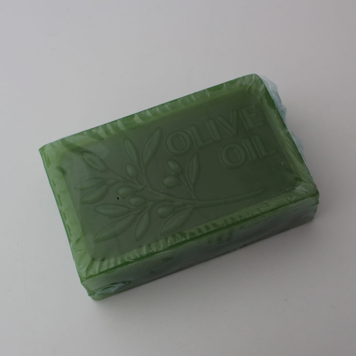 A Little Touch of Magick March 2019 Review - Olive Oil White Lily Aloe Soap Top