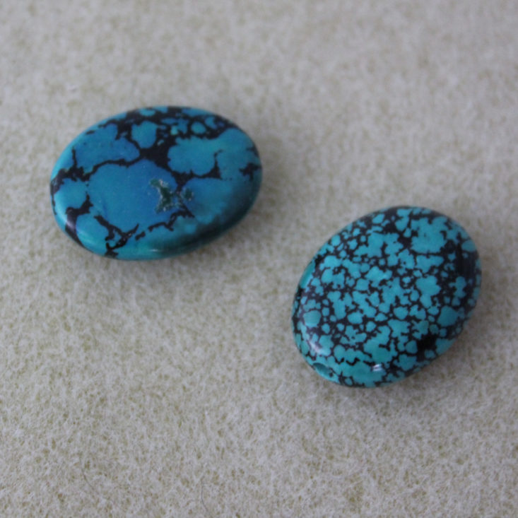 Dollar Bead Box Review April 2019 - 16 x 20mm Stabilized Turquoise Ovals Top