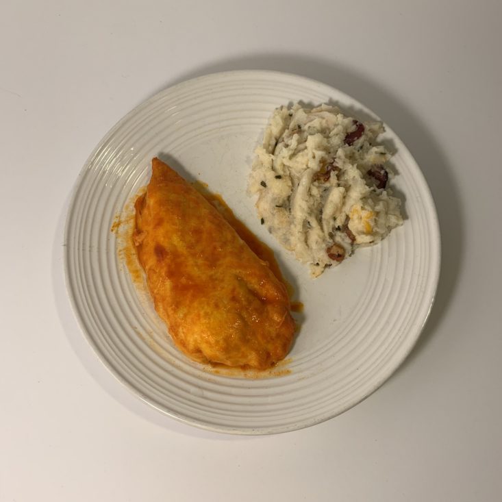 Freshly March 2019 - Buffalo Chicken with Loaded Cauliflower Opned In Plate Top