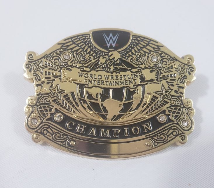 Loot Crate WWE Slam Crate February 2019 - WWE Undisputed Championship Title Belt Pin Front 3