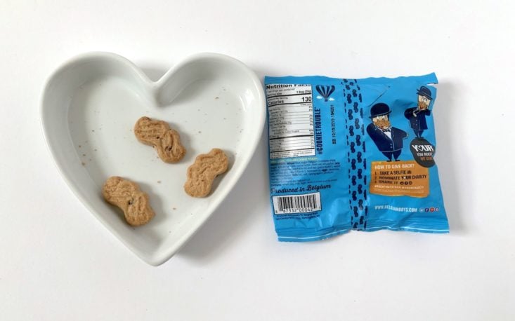 SnackSack Classic Review March 2019 - Belgian Boys Mini Stash Cookie Served Top