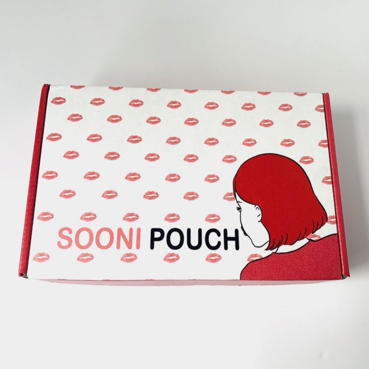 Sooni Pouch Review April 2019 - Box Closeed Top