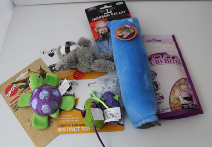 Cuddle Crate May 2019 All products Group Shot Top