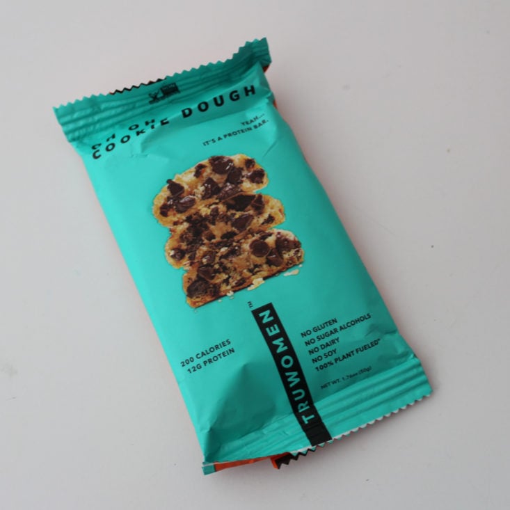 Fit Snack Box April 2019 - Tru Women Oh Oh Cookie Dough Protein Bar 1