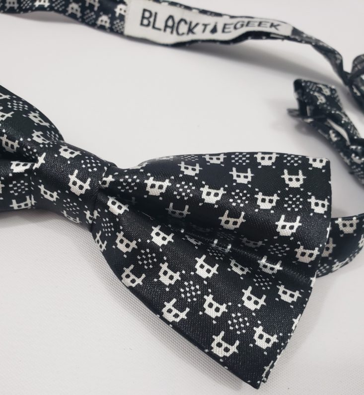 Loot Remix Review May 2019 - Black Tie Geek Bow Tie 2