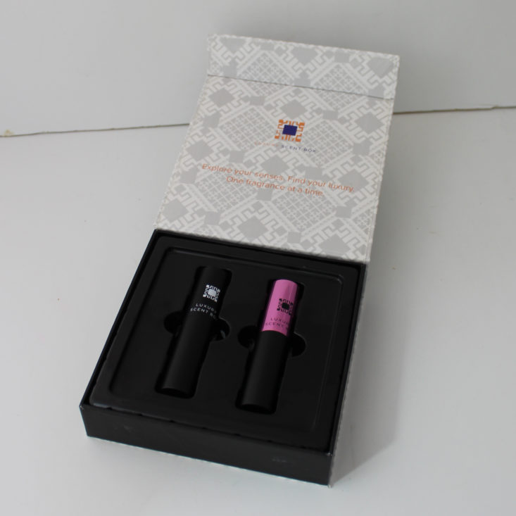 Luxury Scent Box May 2019 - Inside