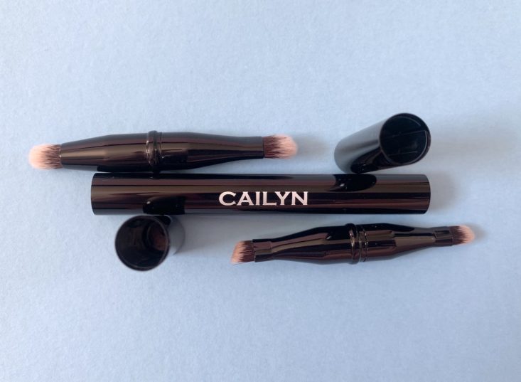 Slay Glam May 2019 - Cailyn Beauty 4 in 1 Eye Brush 2