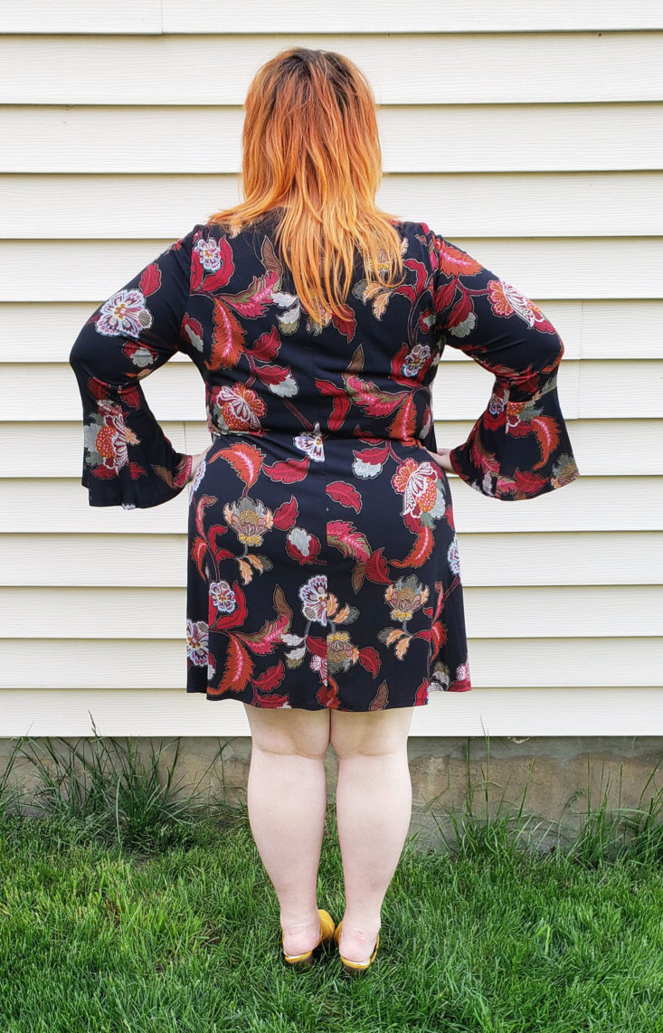 Gwynnie Bee Box May 2019 - Bell Sleeve Floral Dress by Connected Apparel 5