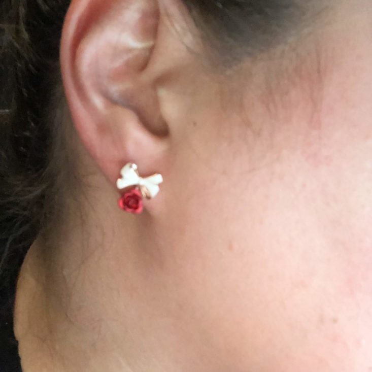 The Bizarre Chic Boutique Pouch June 2019 - Rose and Bow Stud Earrings Closeup Front