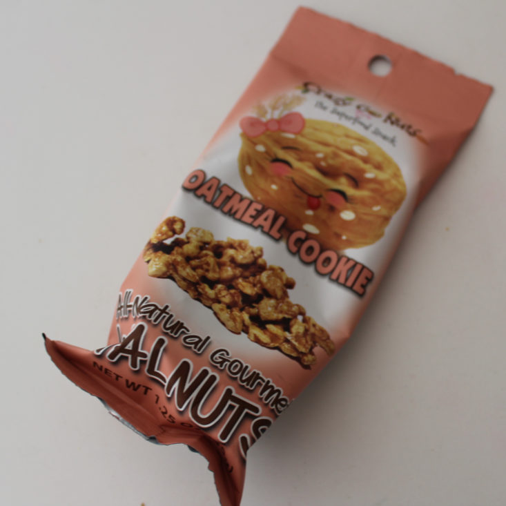 Vegancuts Snack October 2019 Walnuts 1